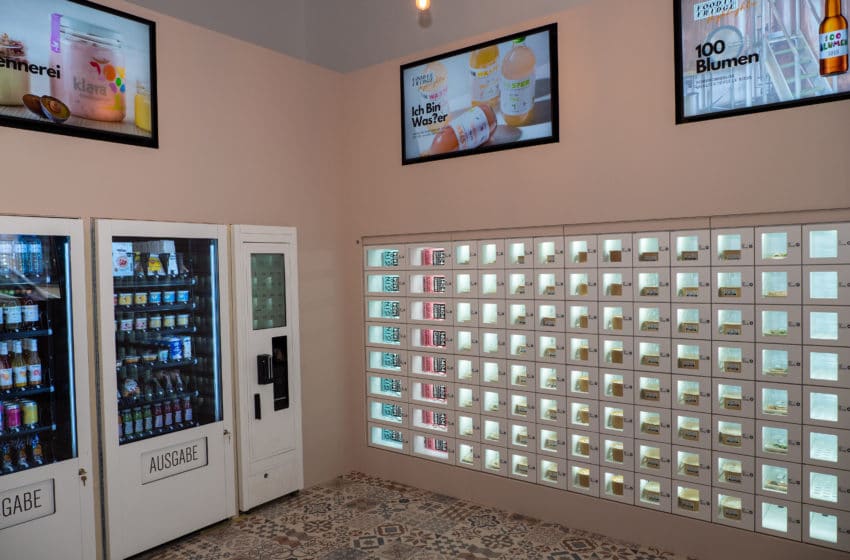  Ve Vídni otevřela restaurace, která nabízí jídlo z automatu